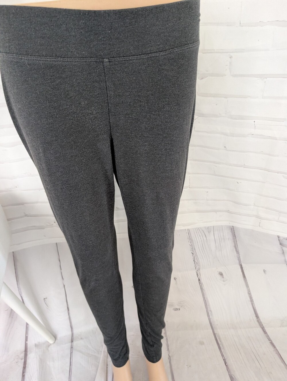 Sonoma Charcoal Gray Leggings
